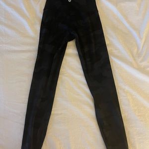 Lightly worn lululemon leggings- only worn maybe twice